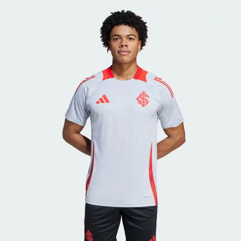 Camisa Internacional 2025/26 Versão Tailandesa