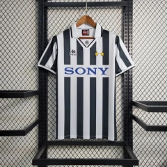 Camisola do Juventus Retrô - Foto 1