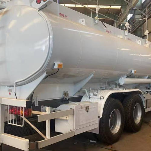 FUEL TANK TRUCK