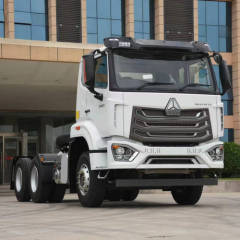 HOWO N7 TRACTOR TRUCK