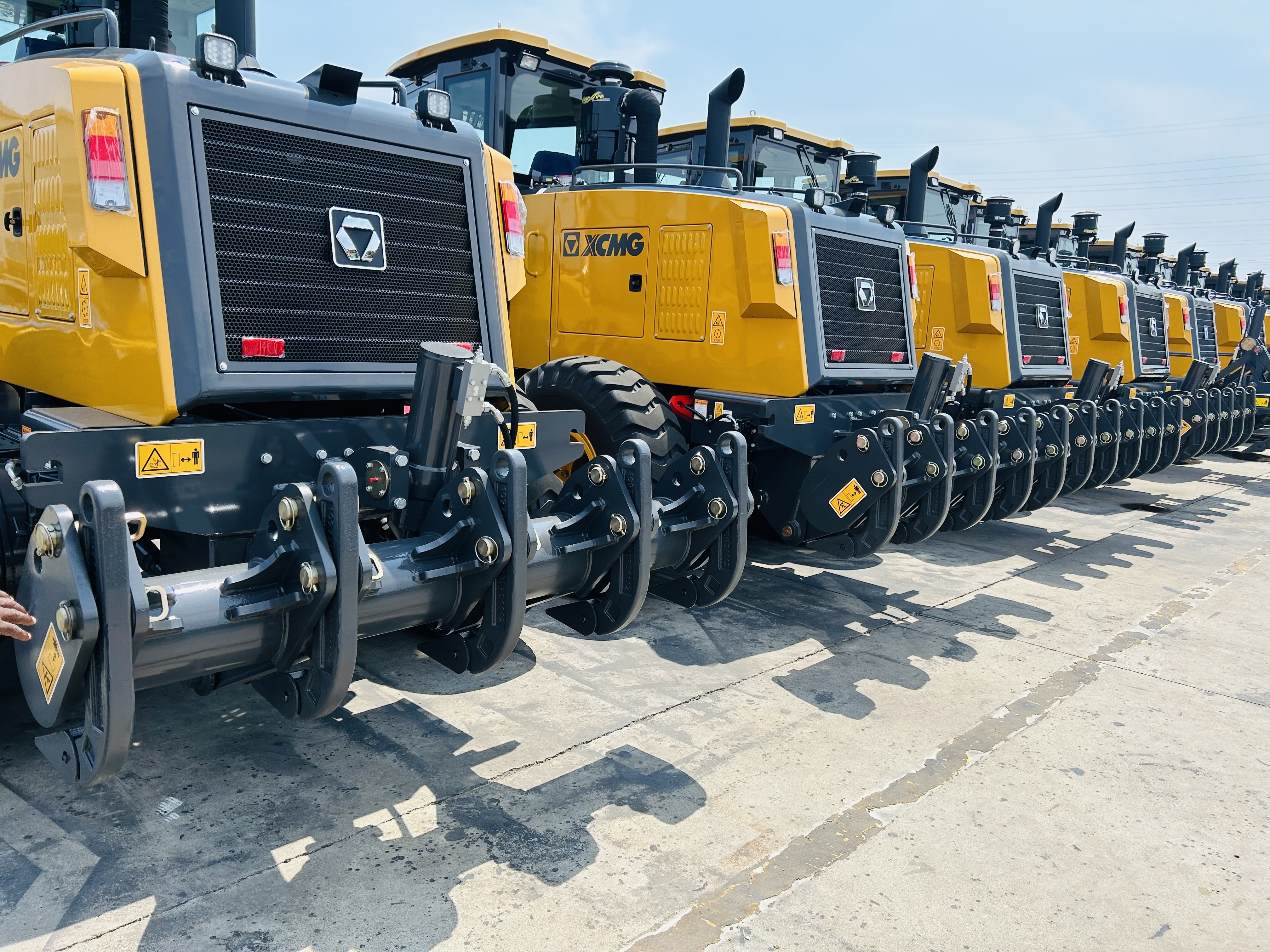 XCMG MOTOR GRADER GR125