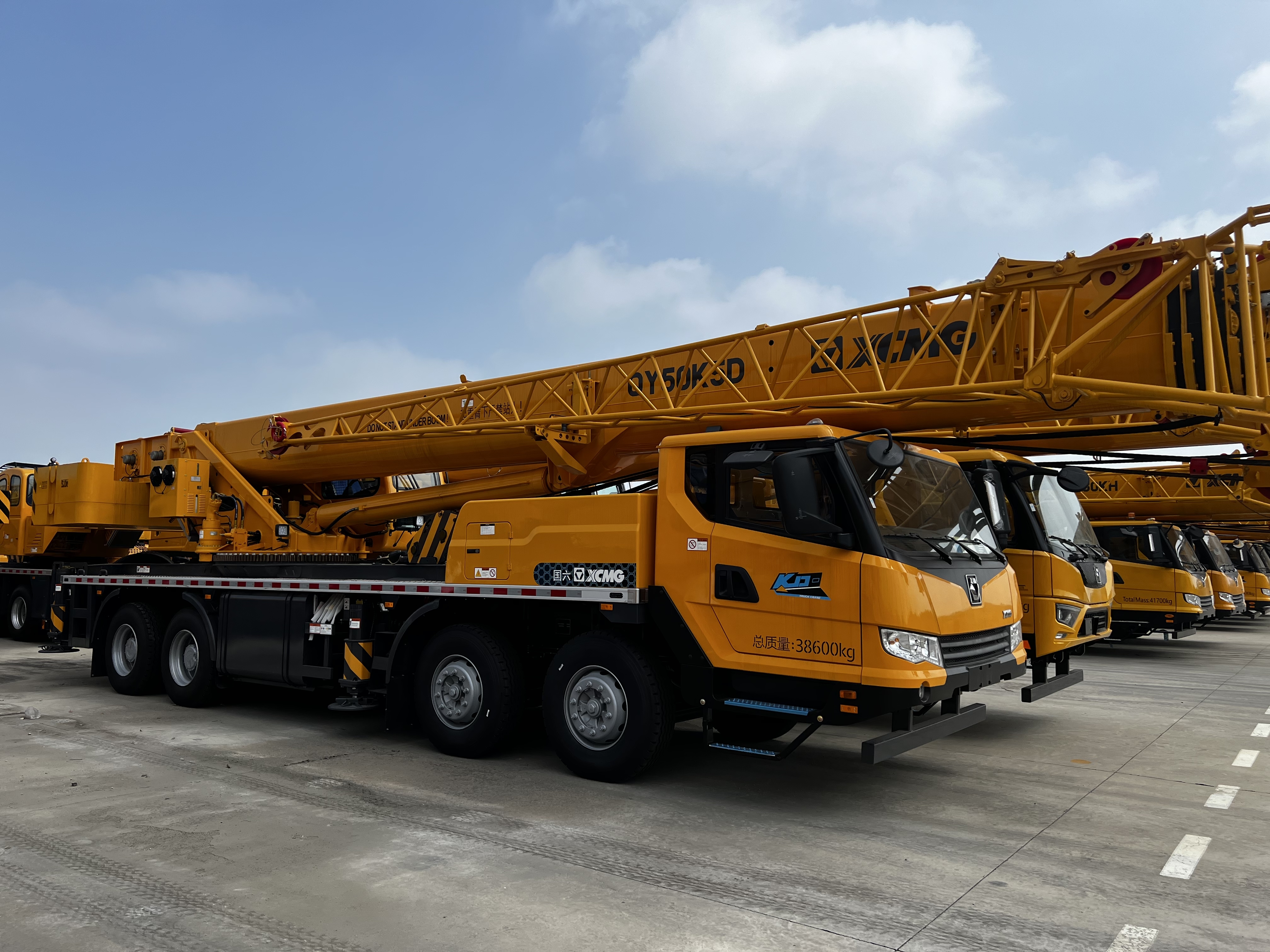 XCMG TRUCK CRANE QY50K5D
