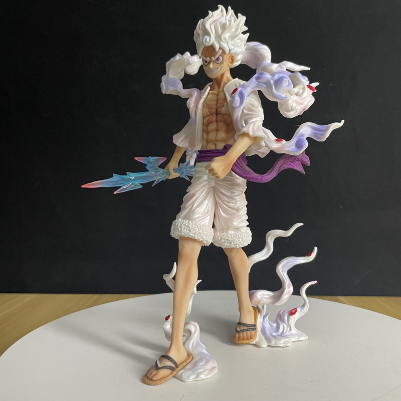 One Piece Nika Luffy Statue Figure Walking Pose Toy High-Detail Anime Display Model Fans Collectors Gift Decoration