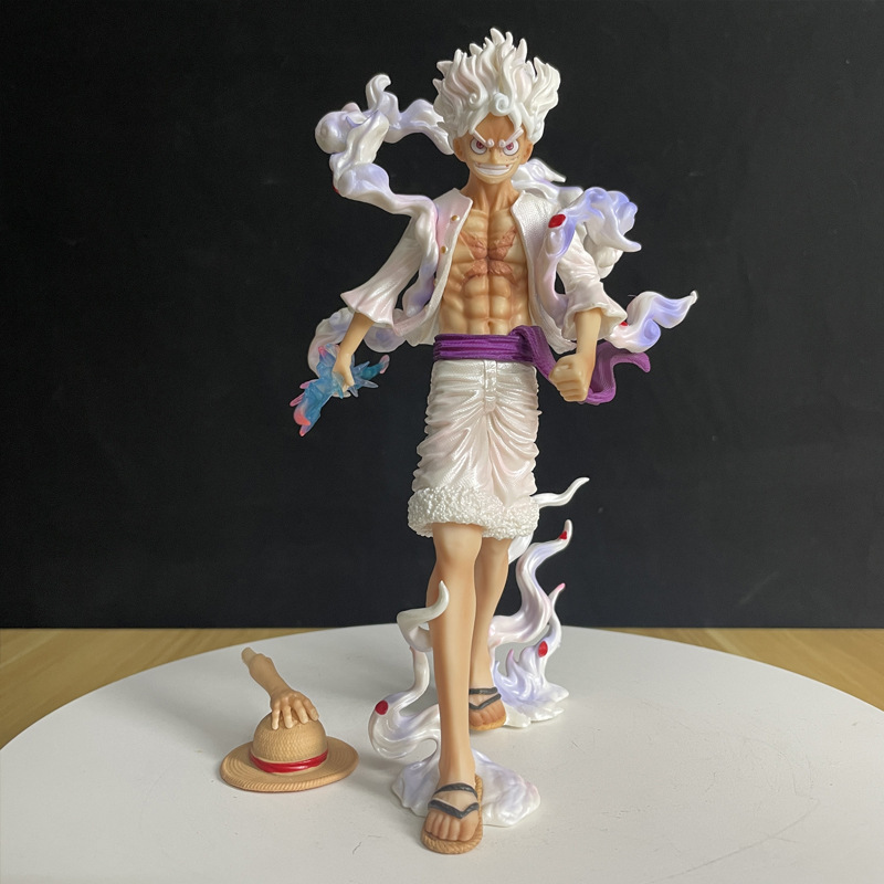 One Piece Nika Luffy Statue Figure Walking Pose Toy High-Detail Anime Display Model Fans Collectors Gift Decoration