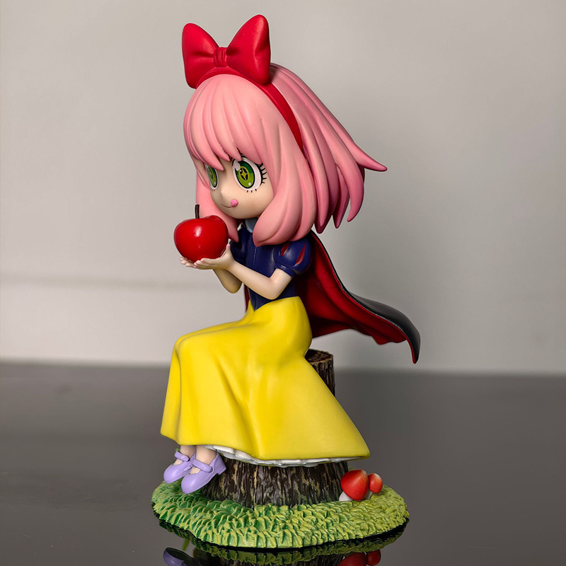 Anya Forger Snow White Cosplay Statue Figure Spy x Family Anime Collection Model Cute Toy Desk Decoration Gift