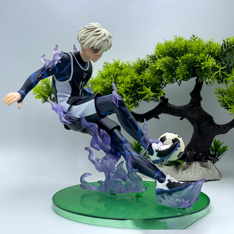 Nagi Seishiro Blue Lock Statue Figure Collection Anime Detailed Soccer Player Model Toy Fans Collectors Gift