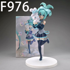 F976