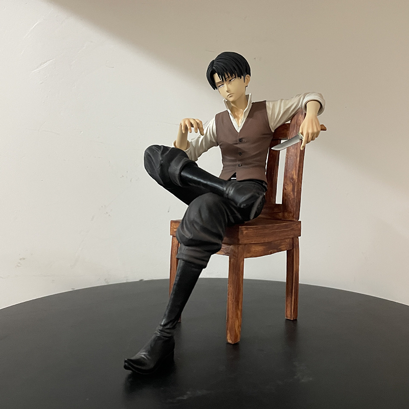 Attack on Titan Levi Ackerman Reiner Braun Statue Action Figure Collection Premium Anime Model Toy Fans Collectors Decoration