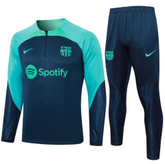 Training suit 6