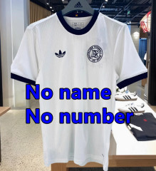 white NO NAME