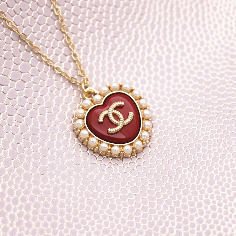 Veritable vintage Chanel buttons, designer button,Chanel Pendant, CC Pendant