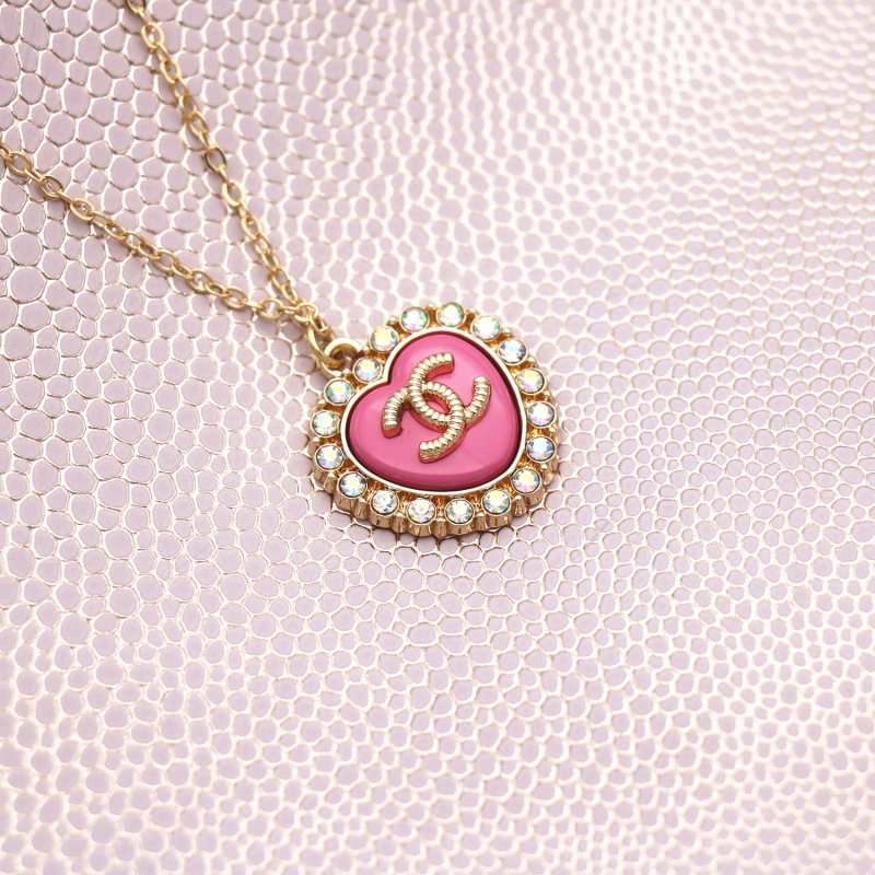 Veritable vintage Chanel buttons, designer button,Chanel Pendant, CC Pendant
