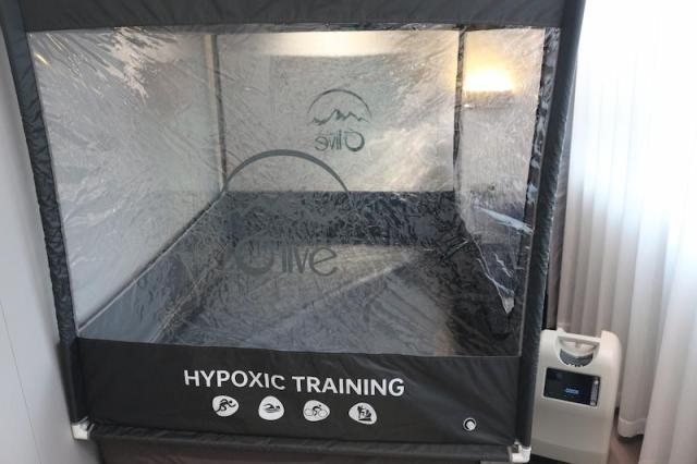 Sleep-Focused Altitude Tent and Hypoxic Chamber