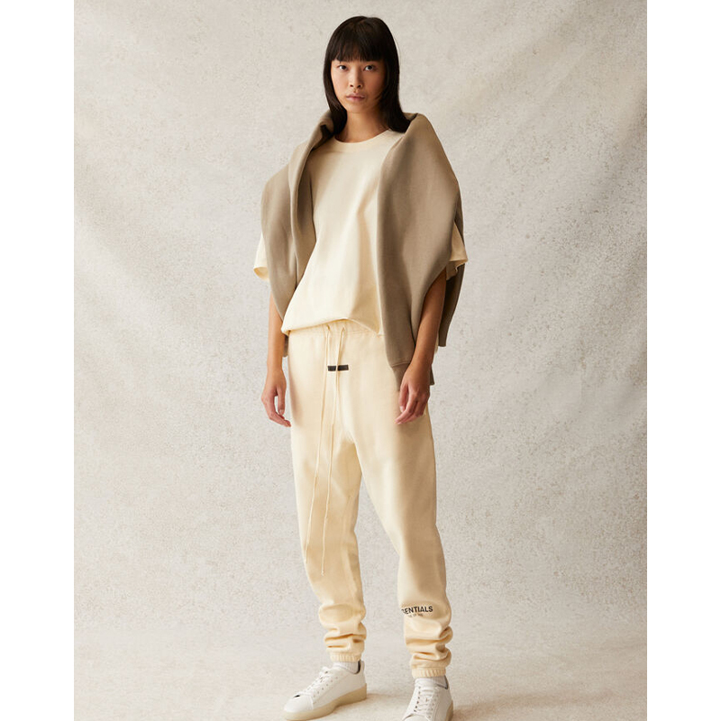 SS21 Essentials S-Shirt