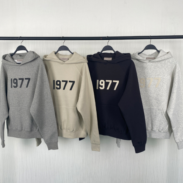 SS22 1977 Collection Essentials Hoodie (1977Velvety)