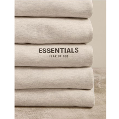 SS21 Core-Collection Essentials Hoodie