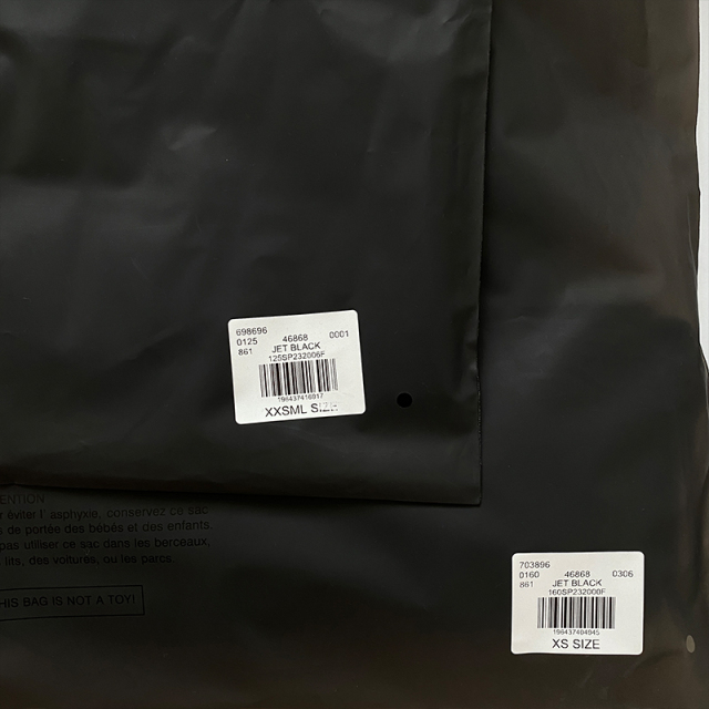 SS23 Black Core Collection Essentials Shorts