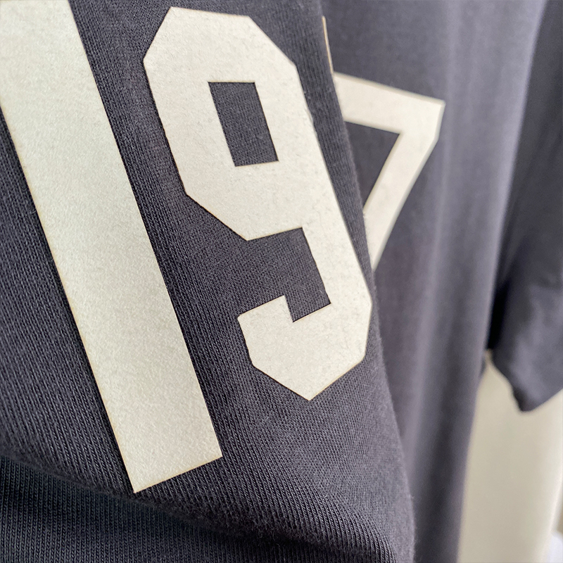 SS22 1977 Collection Essentials S-Shirt (1977 Velvety Print)