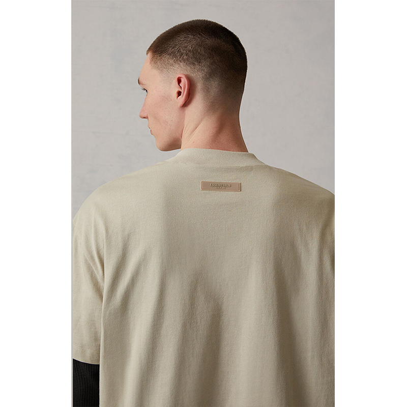 SS22 Essentials S-Shirt (White Velvety Print)