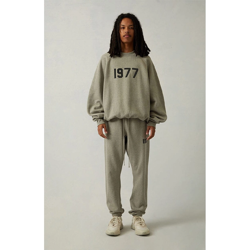 SS22 1977 collection Essentials Crewneck Sweatshirt (1977 Velvety Print)