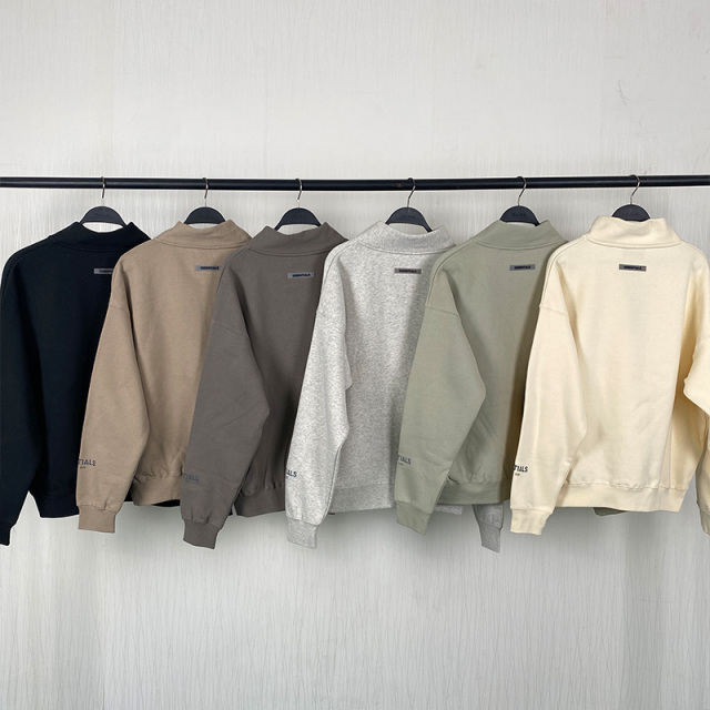 SS20 Essentials HalfZip