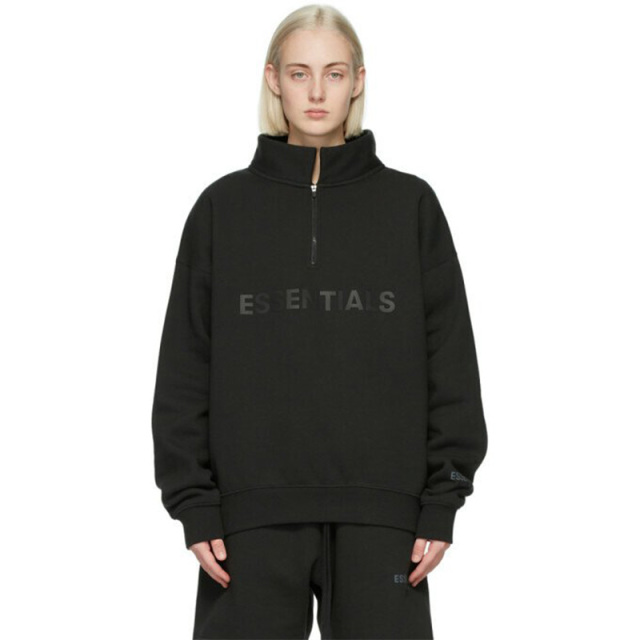 SS20 Essentials HalfZip