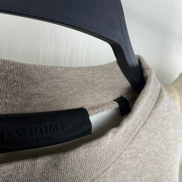 FW23 Cloud Collection Essentials Crewneck