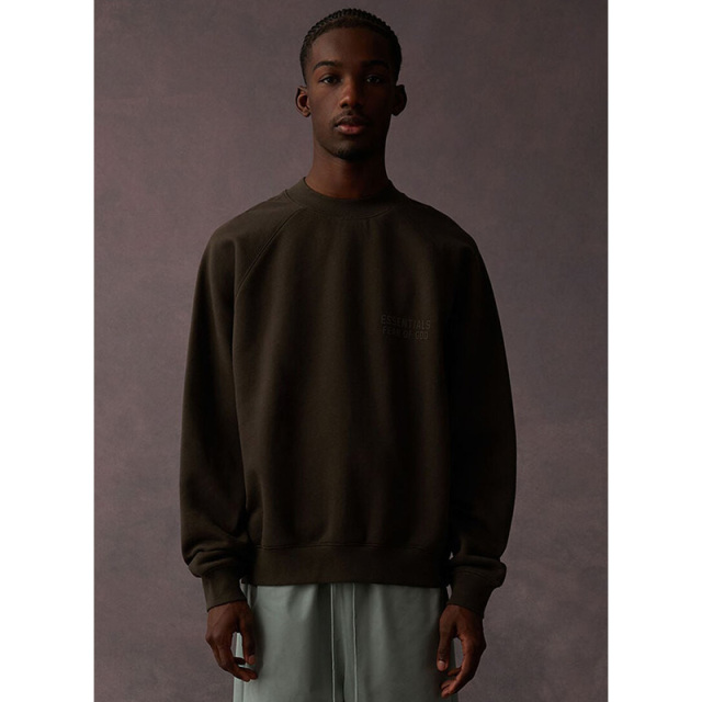 SS23 Essentials Sweatshirt