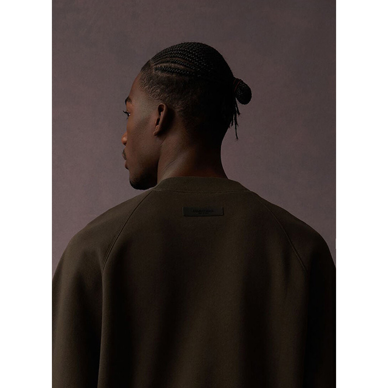 SS23 Essentials Sweatshirt