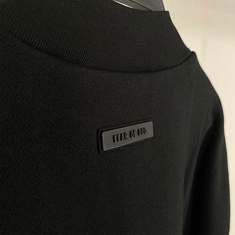 SS23 Black Core Collection Essentials Crewneck Sweatshirt