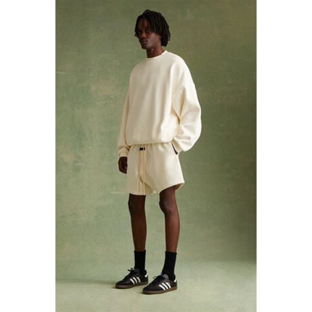 FW23 Cloud Collection Essentials Crewneck