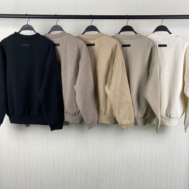 FW23 Cloud Collection Essentials Crewneck