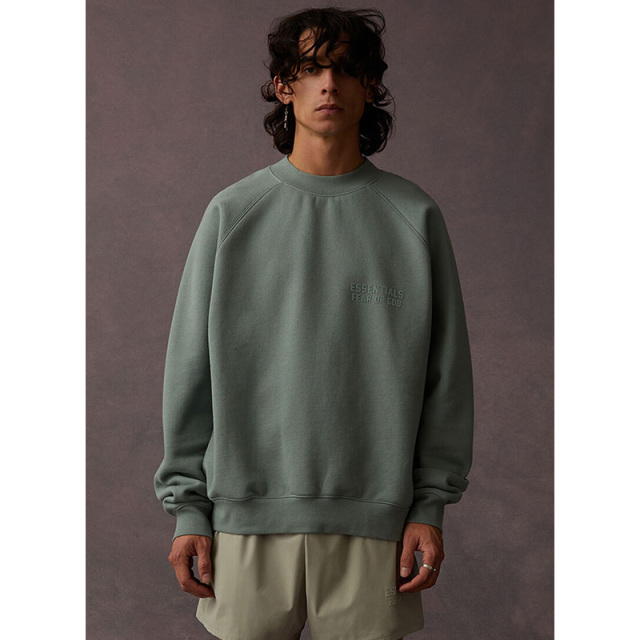 SS23 Essentials Sweatshirt