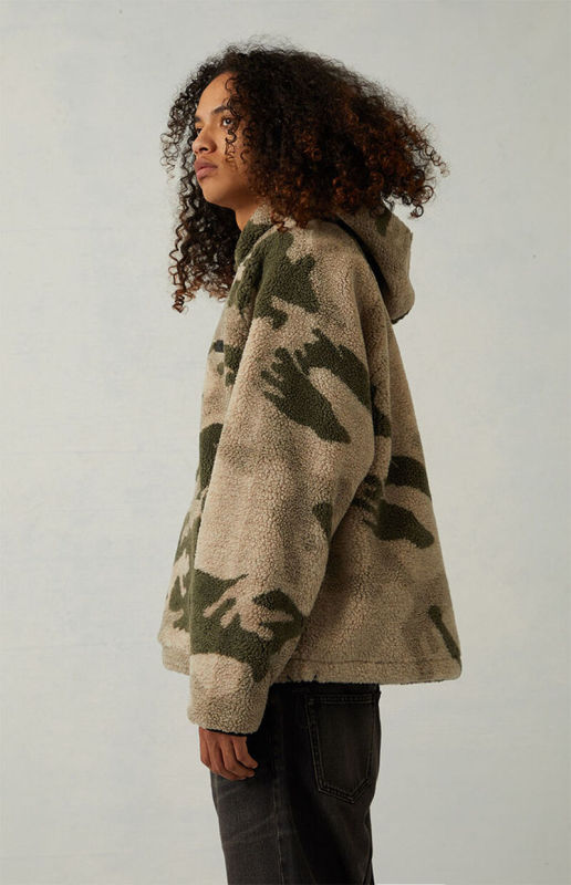 SS22 Shepra Jacket Half Zip