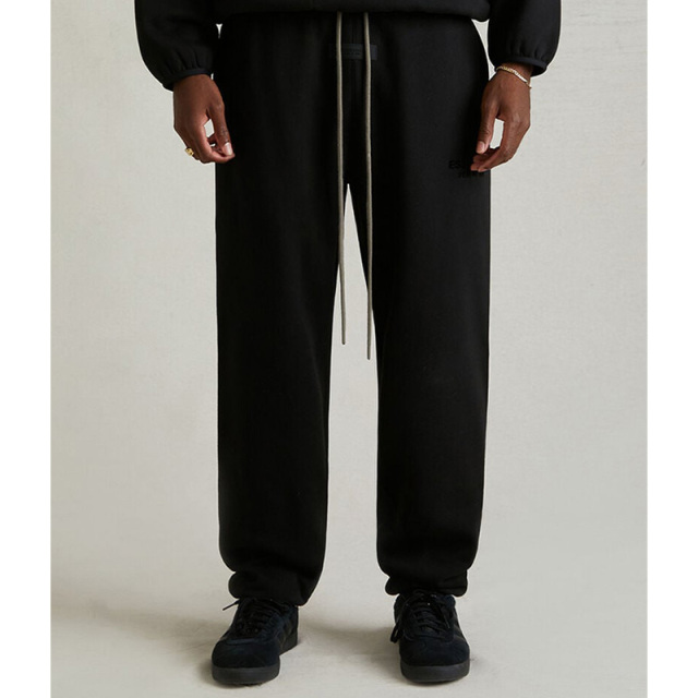SU24 Essentials Sweatpants (will ship on 15th Aug)