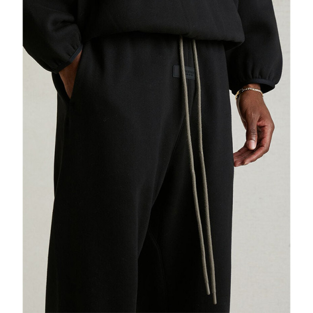 SU24 Essentials Sweatpants (will ship on 15th Aug)