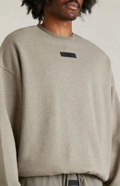 SU24 Essentials Crewneck Sweatshirt