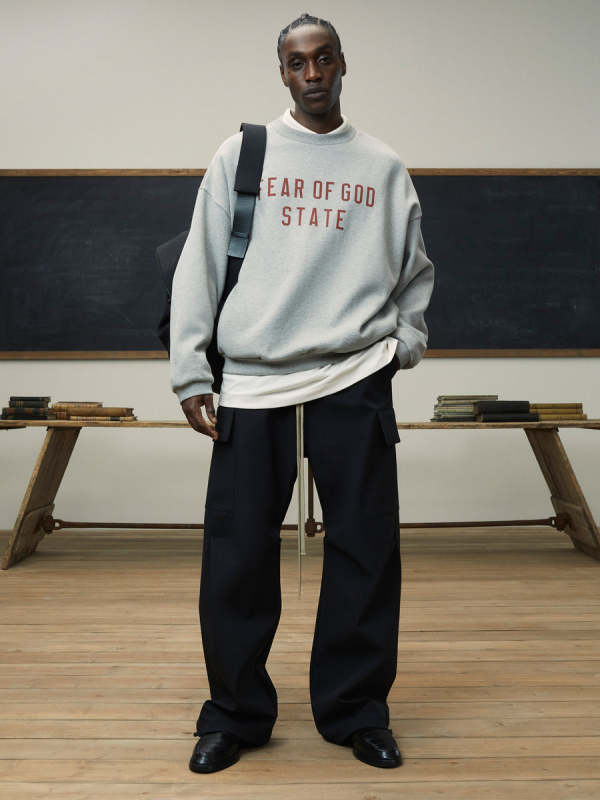 FW24 Essentials State Crewneck Sweatshirt (480GSM Fleece)