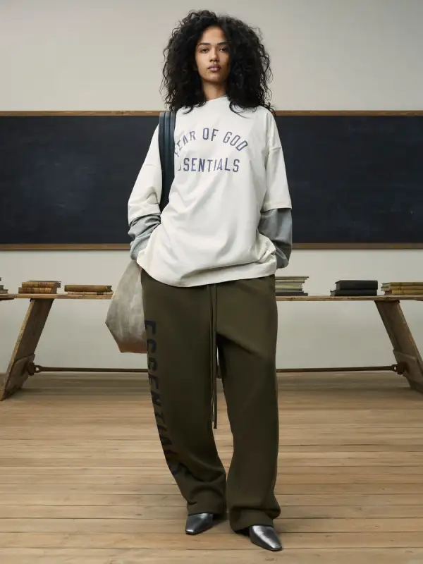 FW24 Essentials S-Shirt
