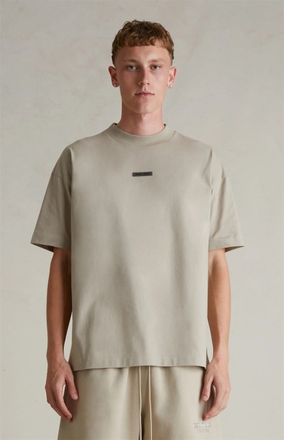 SP25 Essentials S-Shirt (Metallic Logo)