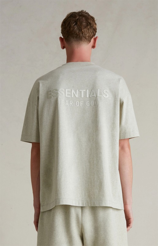 SP25 Essentials S-Shirt (Metallic Logo)