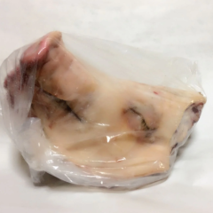 半切猪头3kg左右