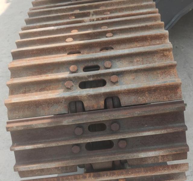 Used Excavator XCMG 20ton XE200G, Second Hand Crawler Excavator for Sale