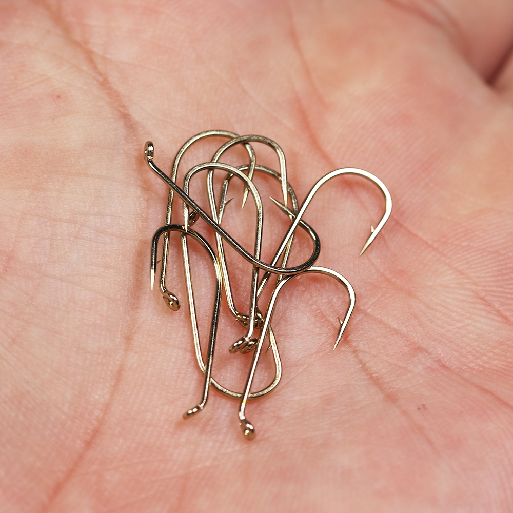 ICERIO 800pcs Mix Size Fly Tying Hook High Carbon Steel Dry Fly Hook for Fly Fishing Flies Trout Fishing Lure Bait