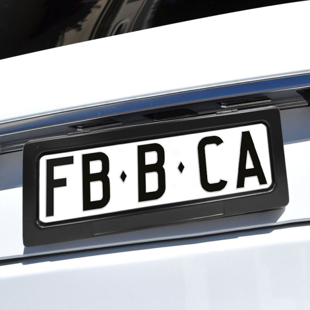 New Zealand & Australia Standard Curtain License Plate Hider