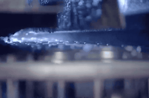 Aluminum can cleaning and rinsing