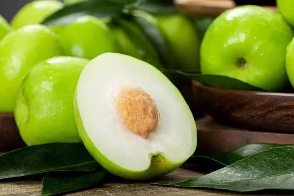 green dates