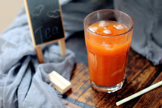 fresh goji juice
