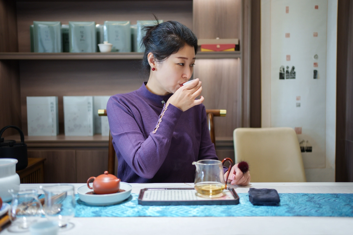 Scientific drinking strategy: maximize health value