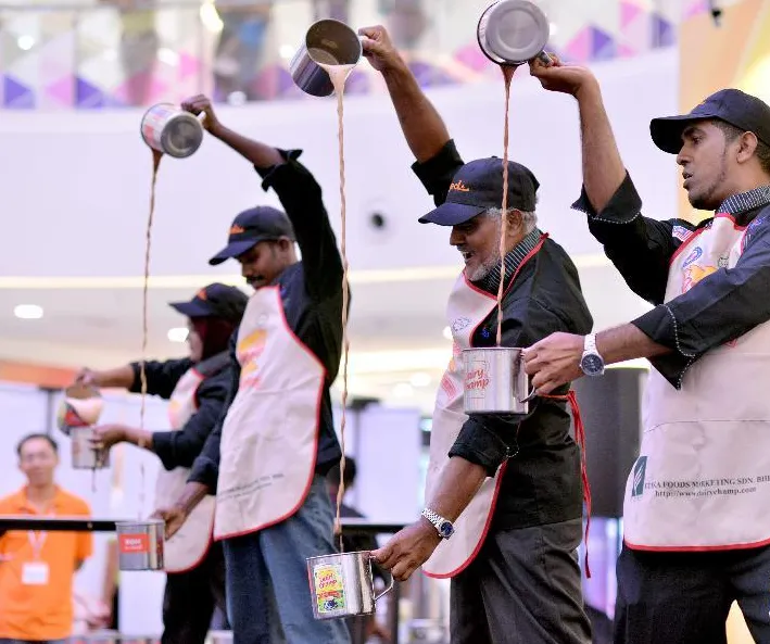 Pulling Teh Tarik